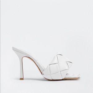 Bottega Veneta Lido Heels Optic White Brand New Never Worn Size 40